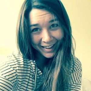 Meet your Posher, Katelyn